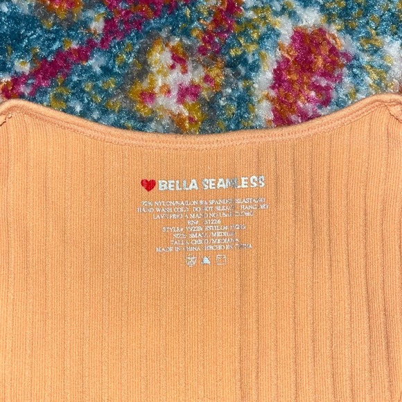 tie tight top - Picture 3 of 3